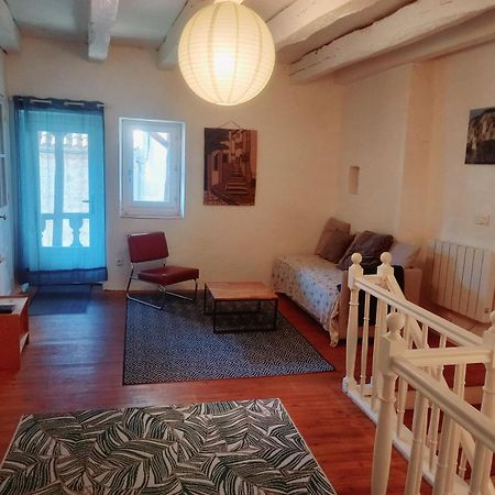 Maison Medievale Avec Jardin Dans Charmant Village Vers  Zewnętrze zdjęcie
