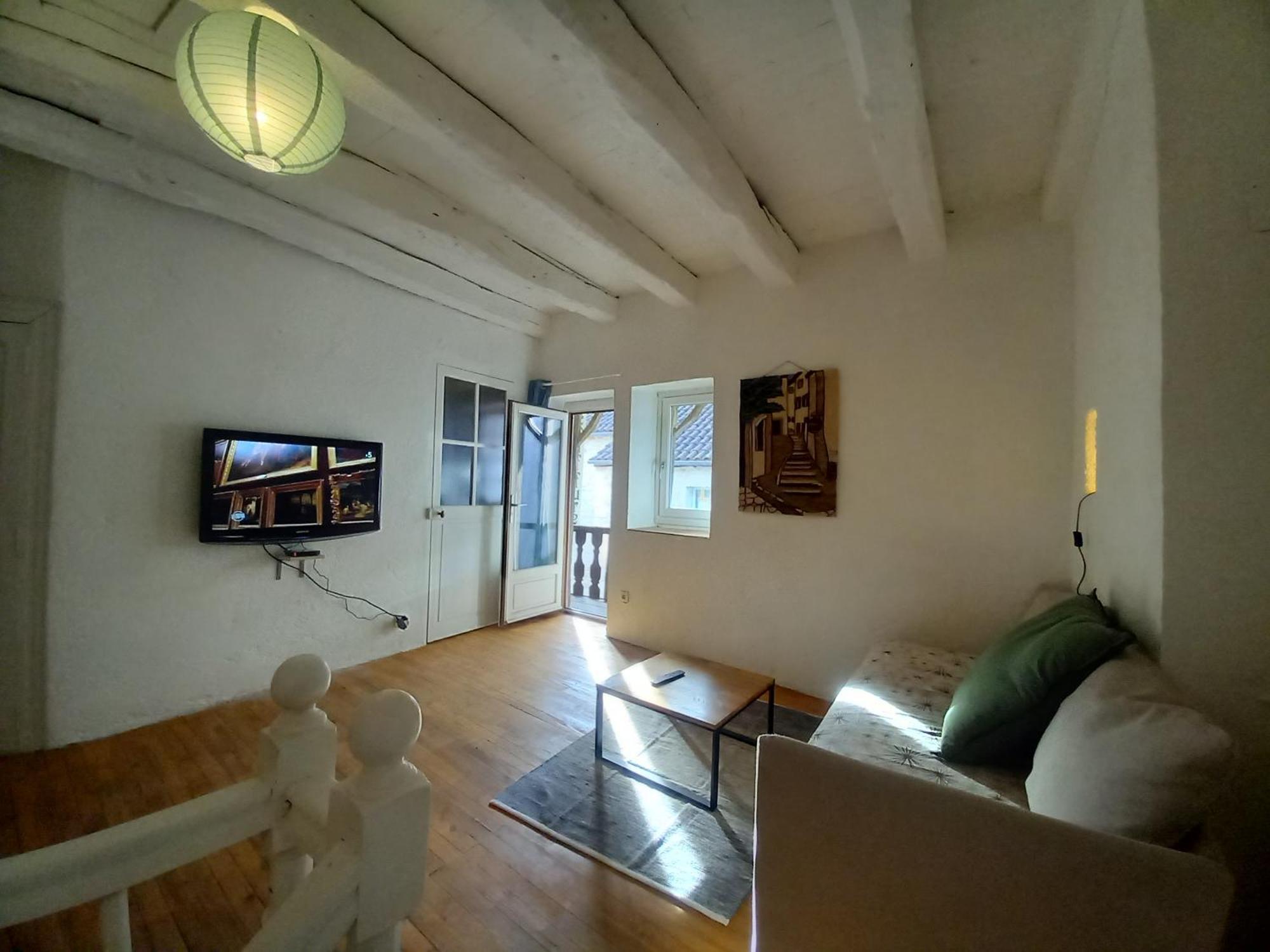 Maison Medievale Avec Jardin Dans Charmant Village Vers  Zewnętrze zdjęcie